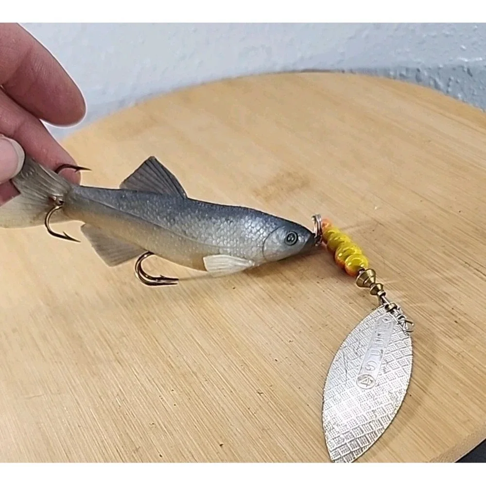 Vintage Mepps #4 COMET MINNOW Pearl/Blue 2 3/4